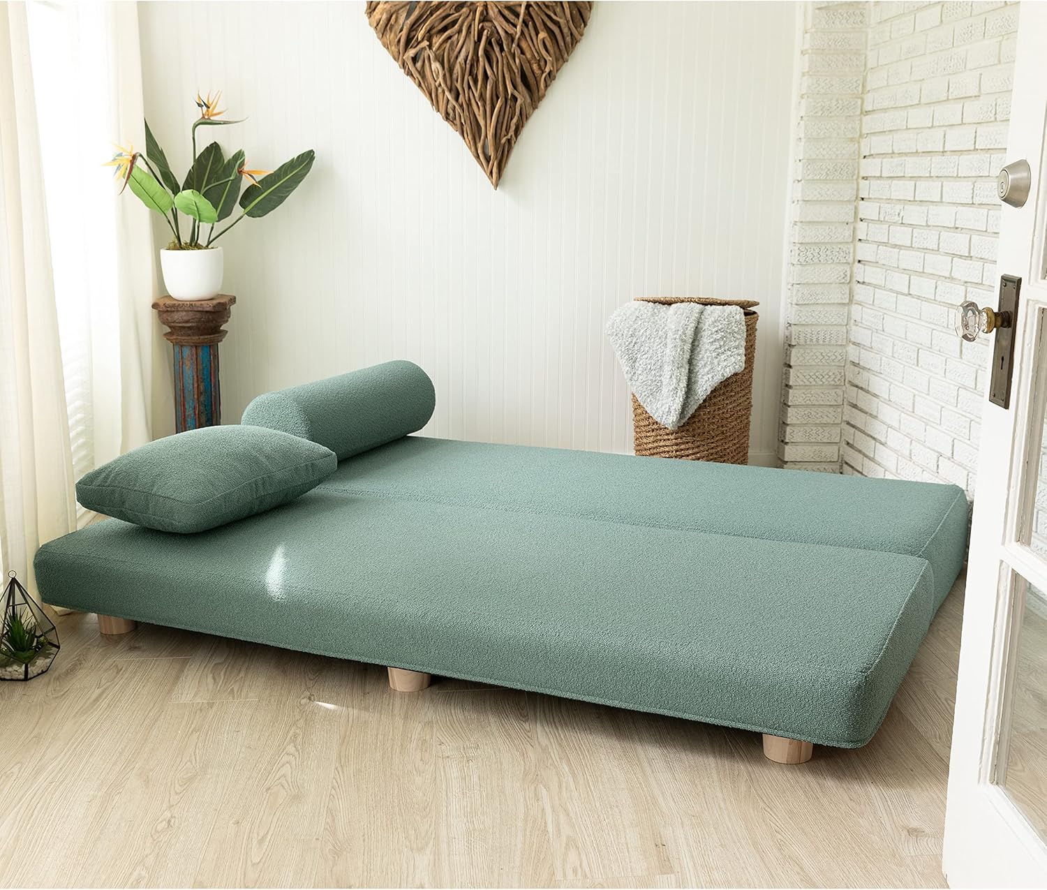 🛋️ Cozy Daybed Sofa 🌙 Perfect for Relaxing & Overnight Guests